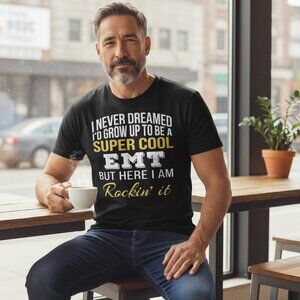 PORT & COMPANY  GRAPHIC T-SHIRT WITH SAYINGS